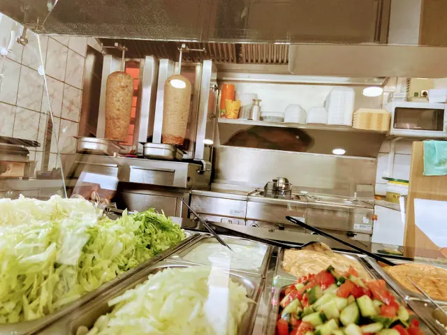 BookNoFees: Sümmern Döner Haus, Iserlohn