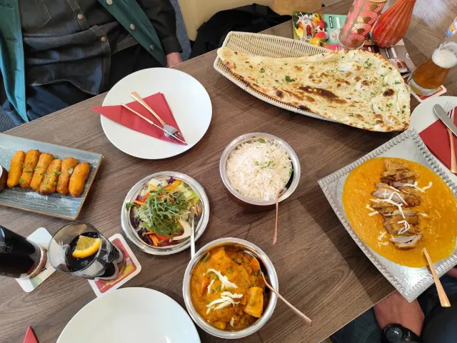 BookNoFees: レストラン – Restaurant Papadam – Bergkamen – レストラン・パパダム、写真3