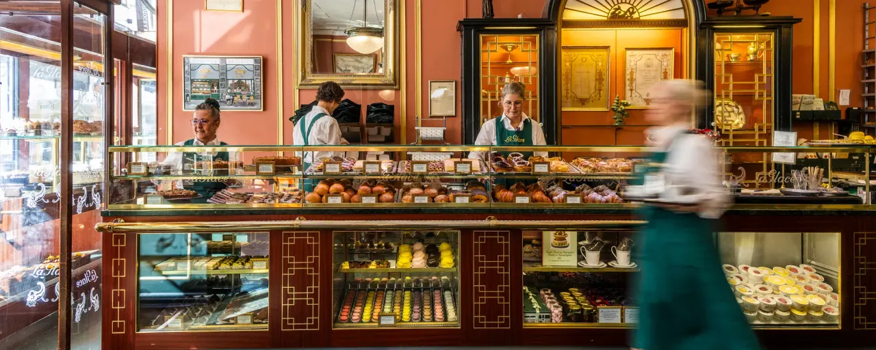 BookNoFees: カフェ – Konditori La Glace – Copenhagen – コンディトーリ・ラ・グラス、写真1
