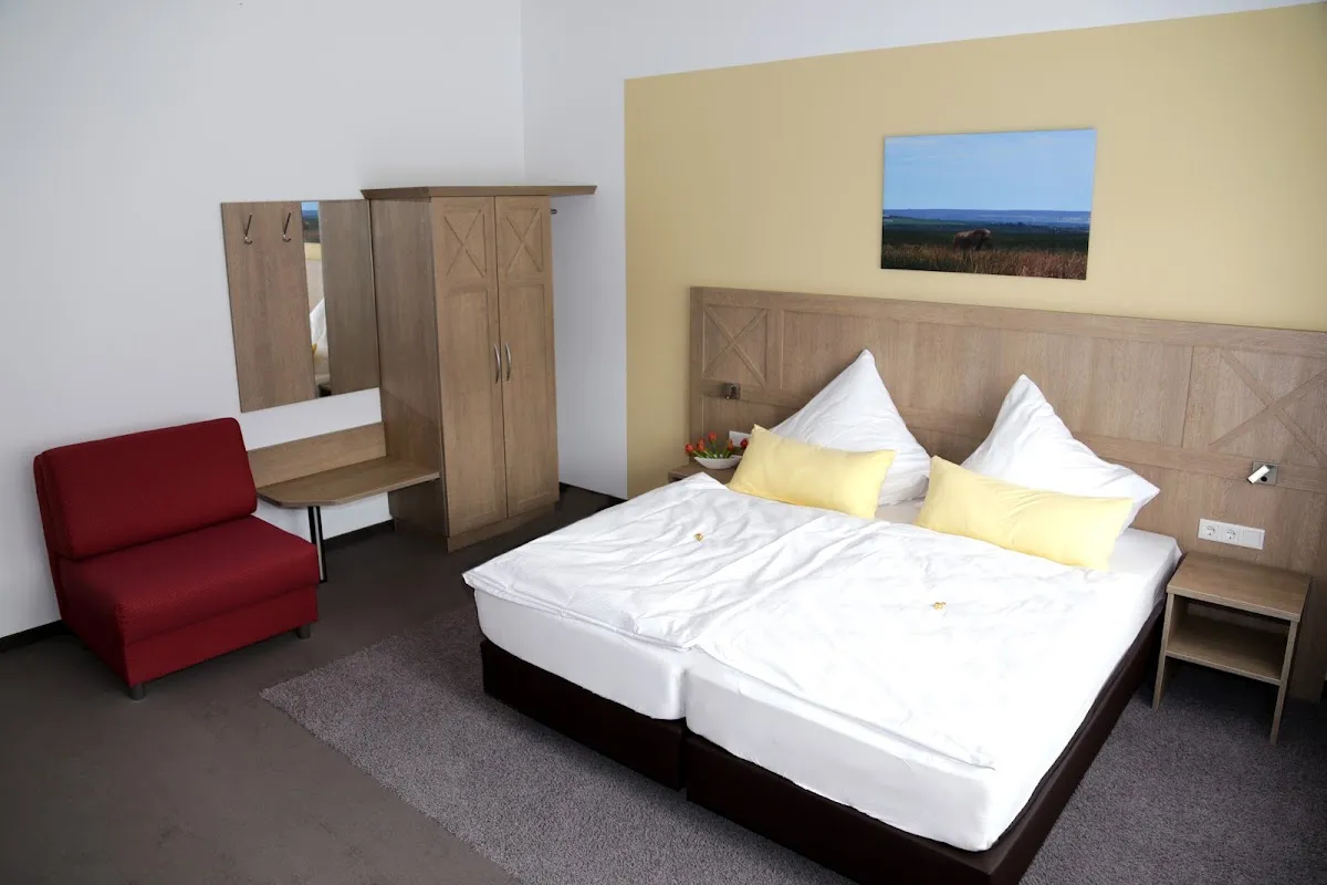 BookNoFees: レストラン – Landhotel Haus Dumicketal – Drolshagen – Landhotel Haus Dumicketal、写真1