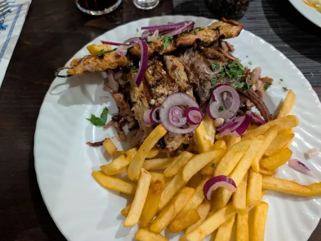 BookNoFees: レストラン – Irodion Griechisches Restaurant – Lünen – Irodion Griechisches Restaurant、写真3