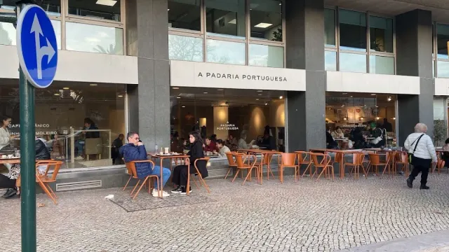 BookNoFees: A Padaria Portuguesa, Lisbon