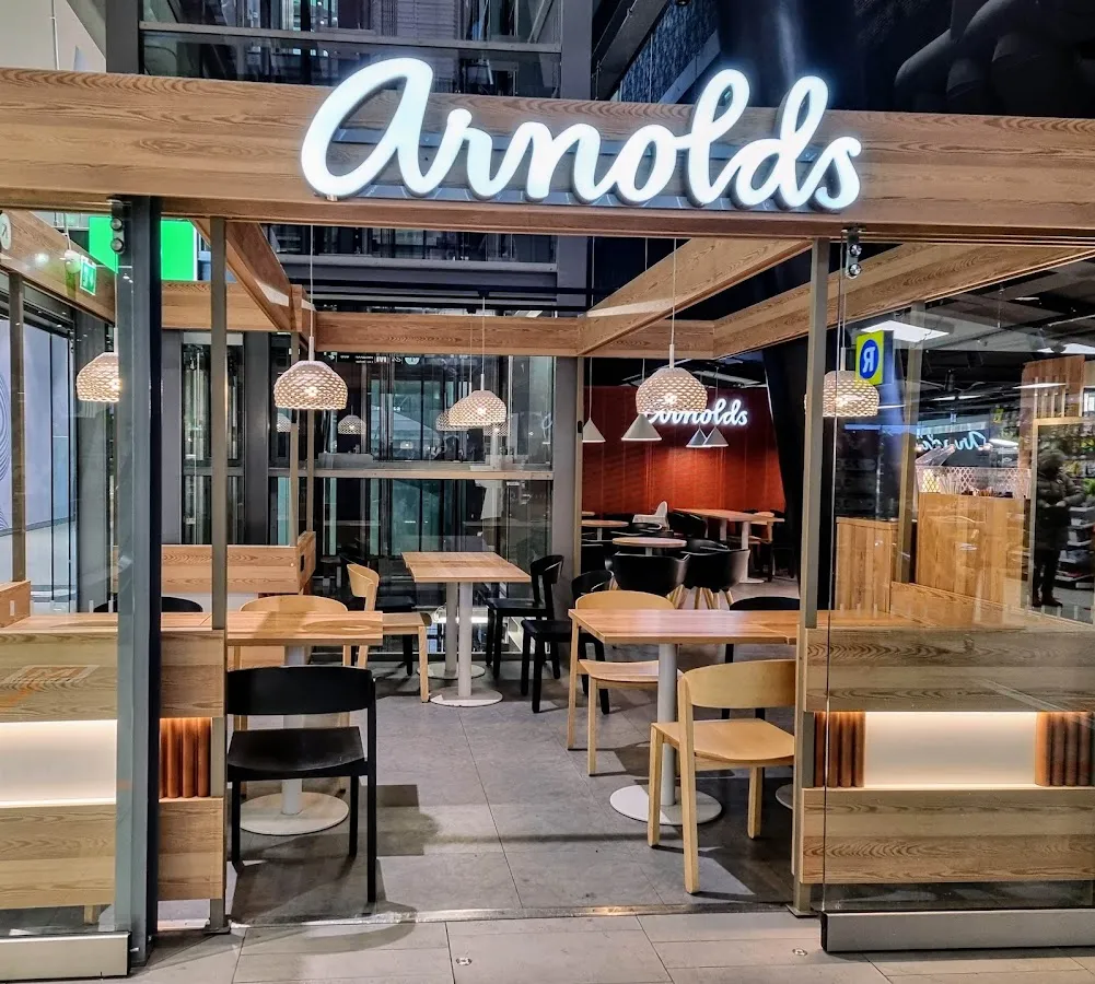 BookNoFees: カフェ – Arnolds – Helsinki – Arnolds、写真1