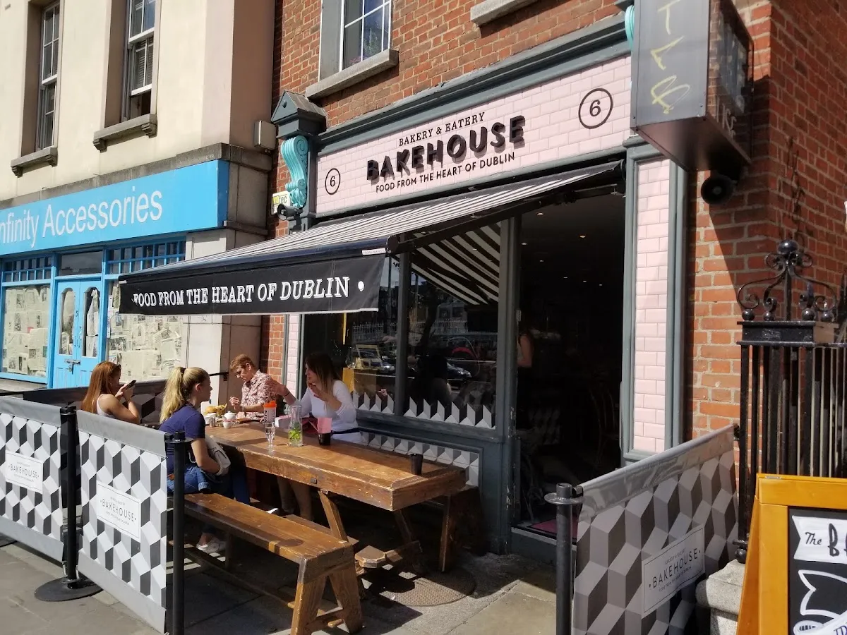 BookNoFees: カフェ – The Bakehouse – Dublin – The Bakehouse、写真1