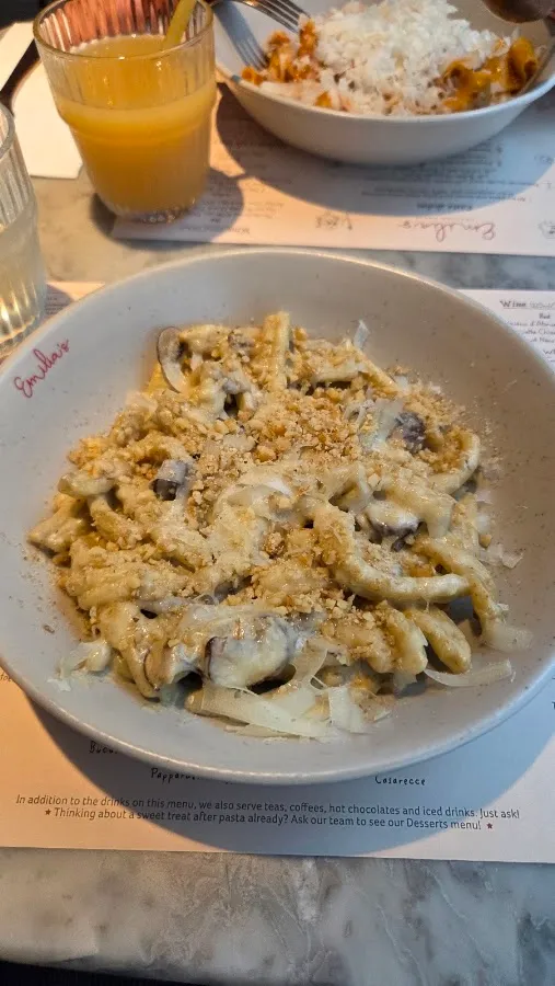 BookNoFees: レストラン – Emilia's – London – エミリアの、写真2