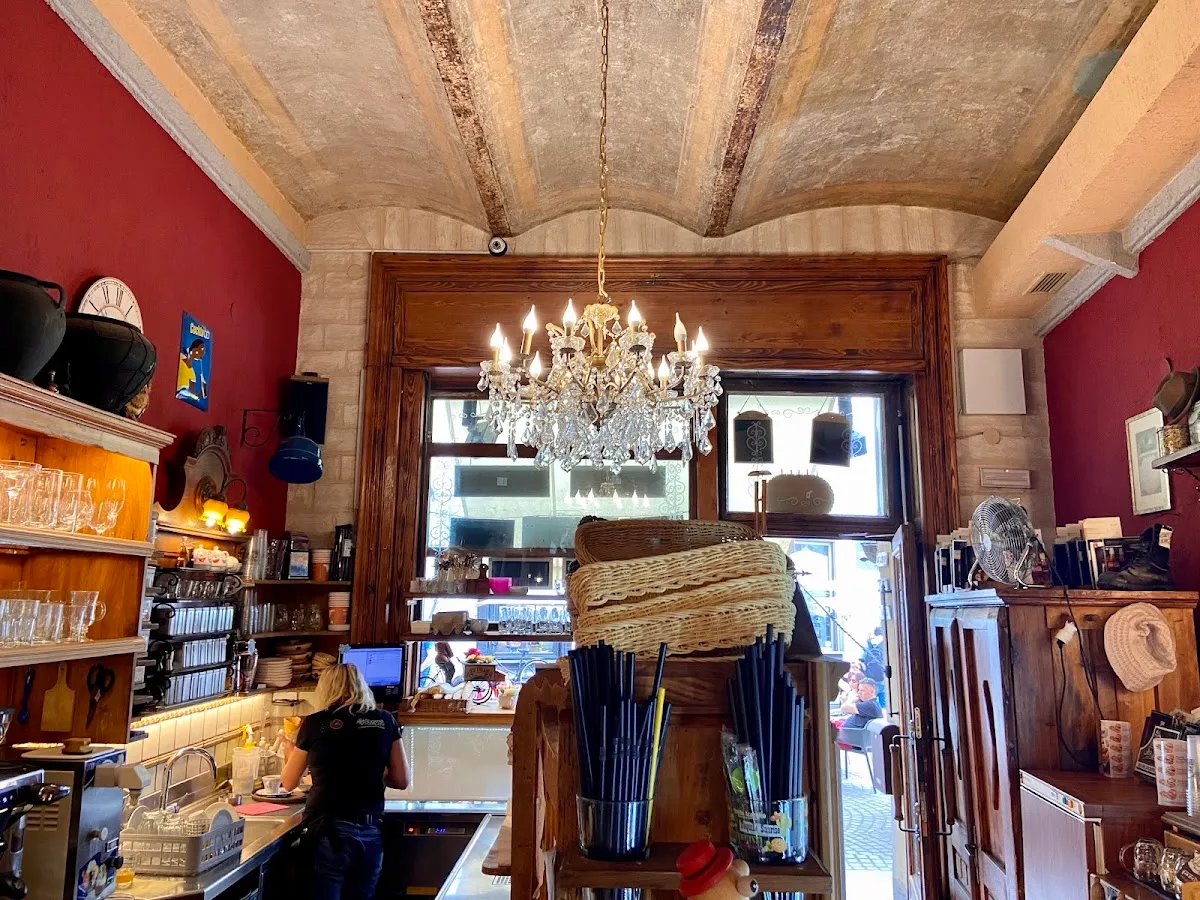 BookNoFees: レストラン – Druga Violina – Ljubljana – 第二ヴァイオリンです、写真1