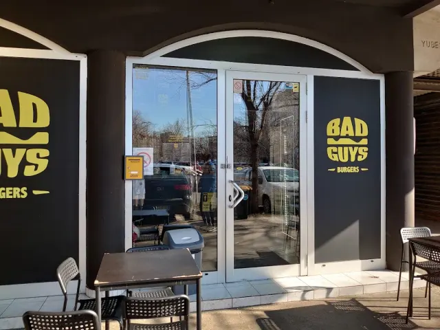 BookNoFees: Bad Guys, Belgrade