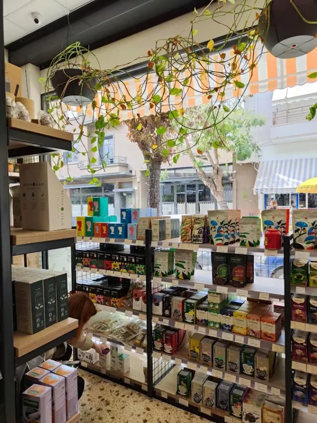 BookNoFees: スナックバー – Food Spot 69 – Athens – Food Spot 69、写真3