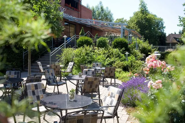 BookNoFees: レストラン – Restaurant An der Rosenau – Bad Sassendorf – Restaurant An der Rosenau、写真3