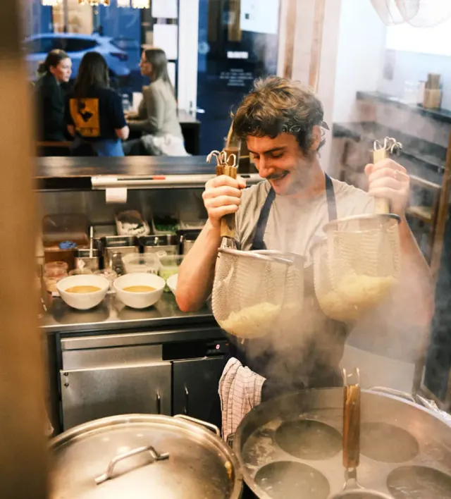 BookNoFees: スナックバー – Slurp Ramen Joint – Copenhagen – Slurp Ramen Joint、写真2