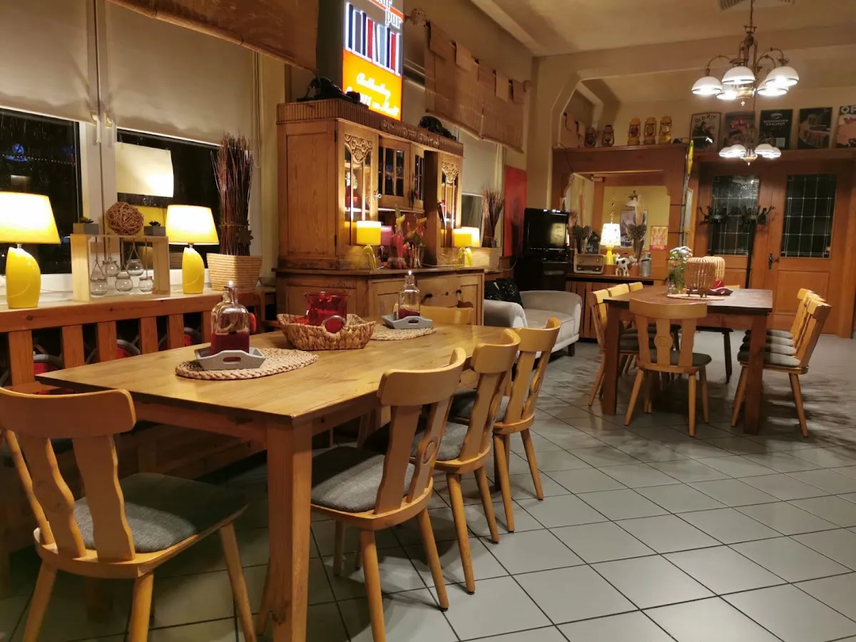 BookNoFees: レストラン – Haus Florin Gaststätte – Recklinghausen – ハウス・フローリン・ガストシュテッテ、写真1