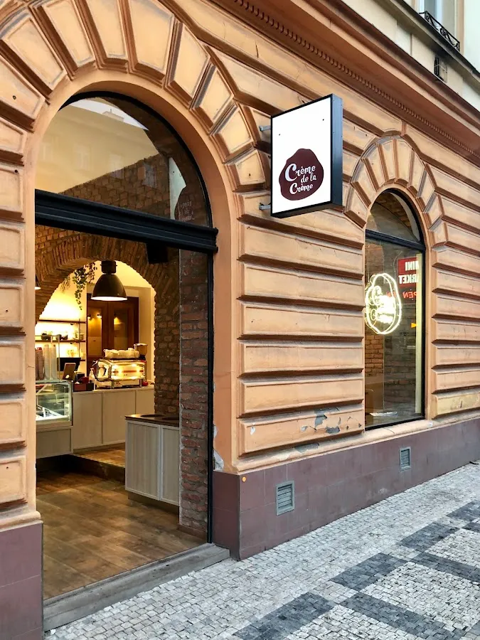 BookNoFees: レストラン – Crème de la Crème – Prague – Crème de la Crème、写真1