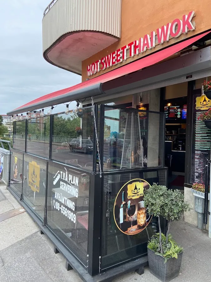 BookNoFees: スナックバー – Hot SweetThai Wok – Stockholm – ホット・スイートタイ・ウォック、写真1