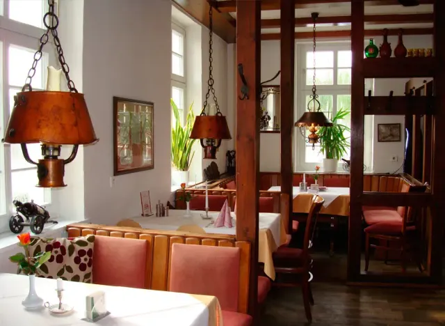 BookNoFees: レストラン – Hotel-Restaurant Alte Poststation – Wickede – Hotel-Restaurant Alte Poststation、写真2