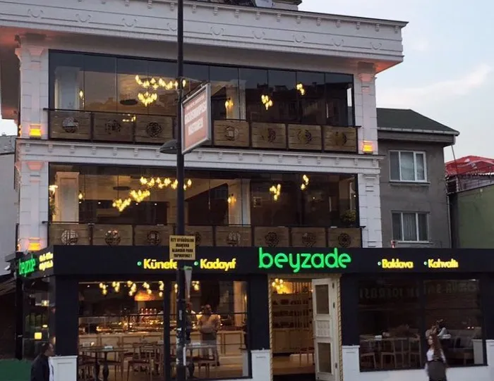 BookNoFees: レストラン – Beyzade Künefe – Istanbul – Beyzade Künefe、写真1
