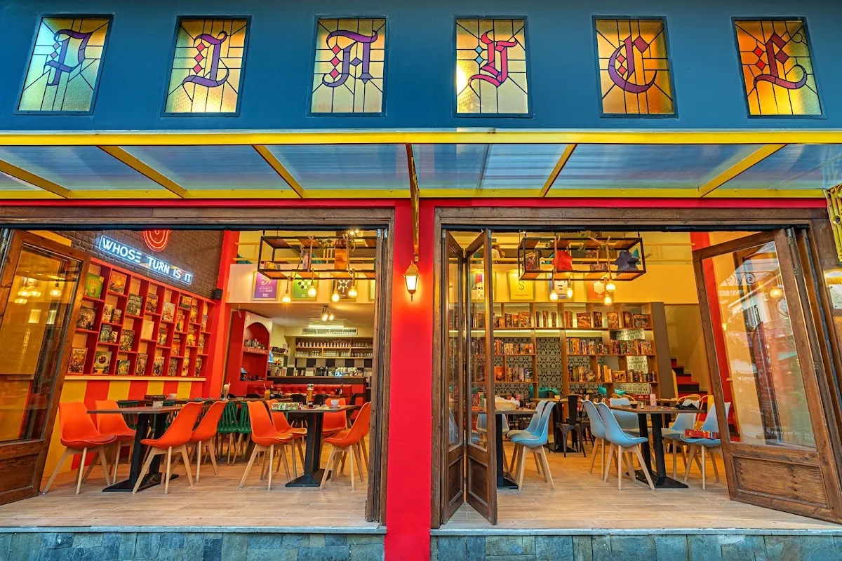BookNoFees: カフェ – Cafe PLAyCE – Athens – Cafe PLAyCE、写真1