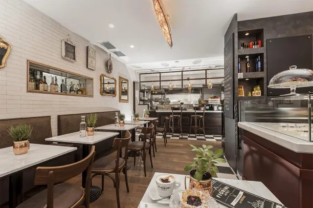 BookNoFees: カフェ – Caffè 104 – Rome – Caffè 104、写真2