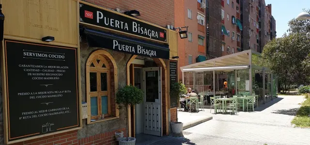 BookNoFees: レストラン – Puerta bisagra – Madrid – Puerta bisagra、写真3