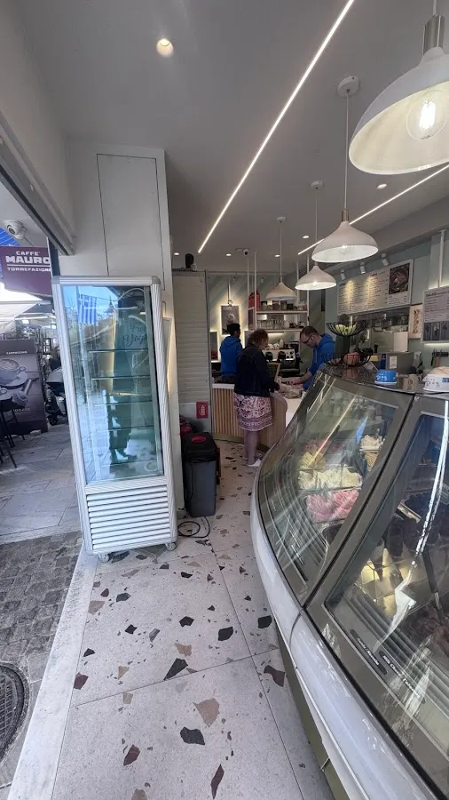 BookNoFees: アイスクリーム – Ice Queen – Athens – Ice Queen、写真2